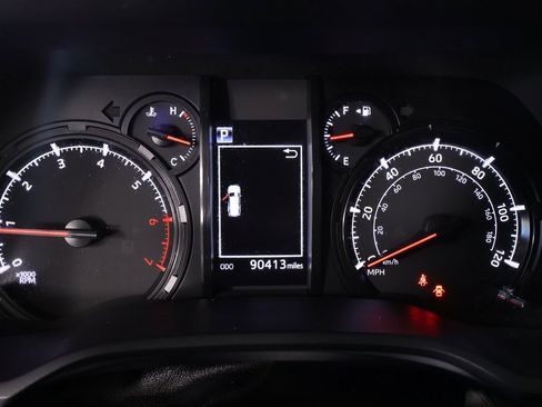 Used 2021 Toyota 4Runner SR5 Premium w/ Moonroof Package image 4