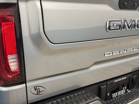Used 2025 GMC Sierra 1500 Denali Ultimate AWD/4WD image 43