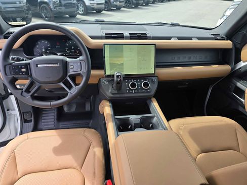 New 2026 Land Rover Defender 110 X-Dynamic SE AWD/4WD image 21