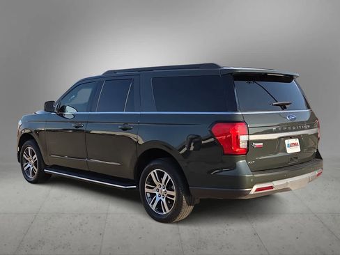 Used 2022 Ford Expedition Max XLT RWD image 6