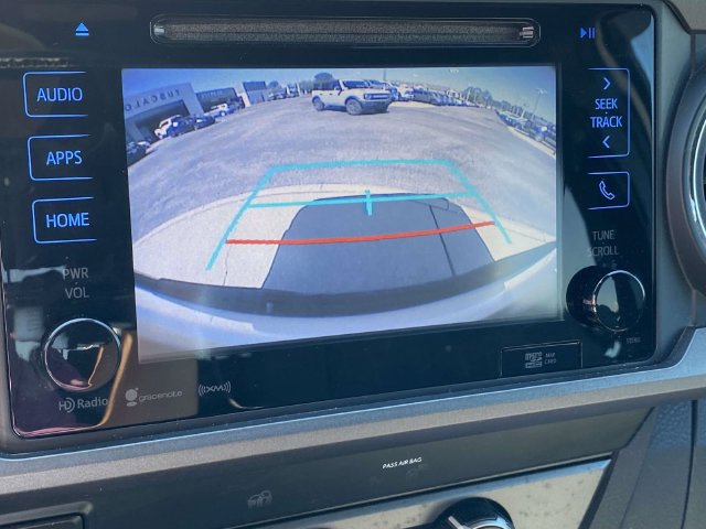 Used 2019 Toyota Tacoma TRD Off-Road AWD/4WD image 15