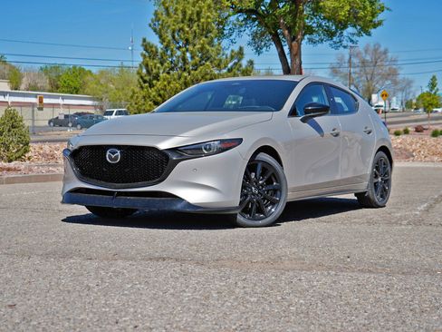 Used 2026 MAZDA MAZDA3 Hatchback w/Premium Plus Pkg AWD/4WD image 1