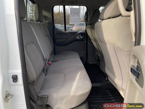 Used 2017 Nissan Frontier SV w/ SV Value Truck Package image 7