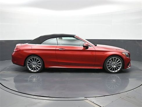 Used 2018 Mercedes-Benz C 300 Cabriolet image 18
