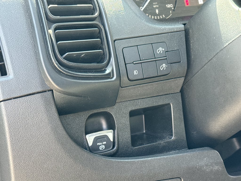 Used 2025 RAM ProMaster 2500 w/ Convenience Group FWD image 10