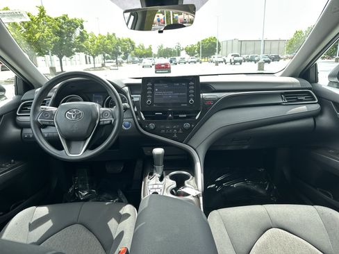Certified 2024 Toyota Camry LE FWD image 29