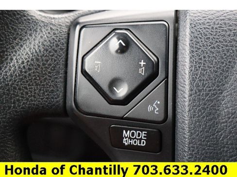 Used 2017 Toyota Tacoma SR w/ Tow Package image 12