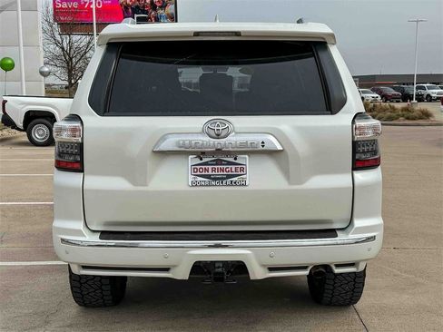 Used 2018 Toyota 4Runner Limited image 4