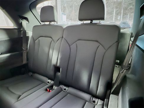 Used 2023 Audi Q7 2.0T Premium Plus w/ Premium Plus Package image 28