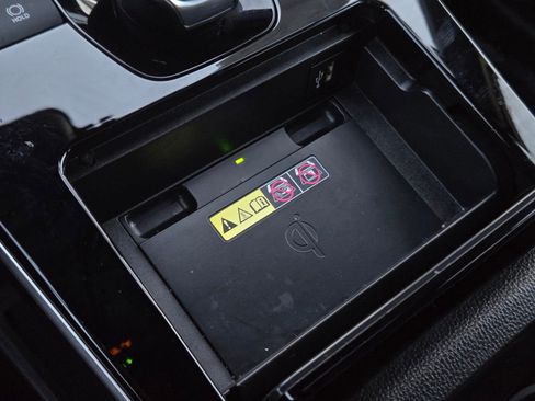 Certified 2025 Toyota bZ4X FWD image 16