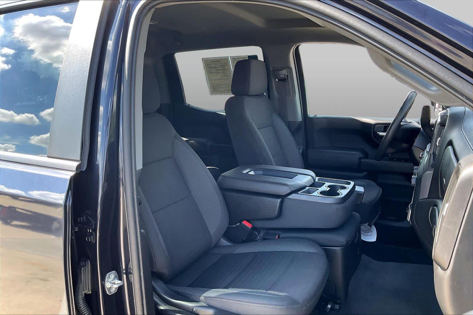 Used 2022 Chevrolet Silverado 1500 Custom RWD image 9