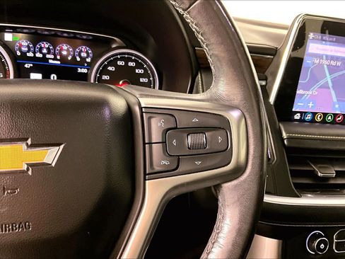 Used 2021 Chevrolet Tahoe Premier w/ Premium Package image 24