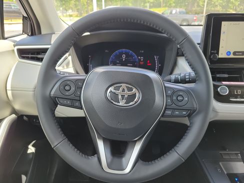 New 2026 Toyota Corolla Cross LE AWD/4WD image 20