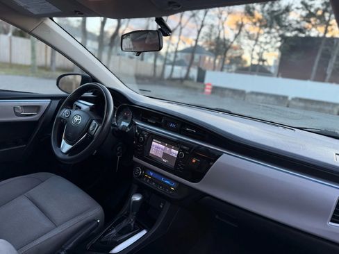 Used 2014 Toyota Corolla LE image 20
