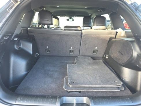 Used 2019 Jeep Cherokee High Altitude image 16