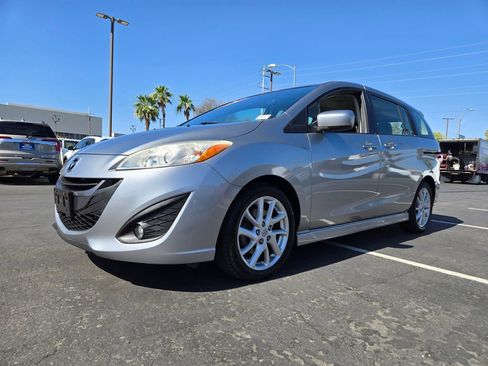 Used 2012 MAZDA MAZDA5 Touring w/ Moonroof & Audio Pkg FWD image 2