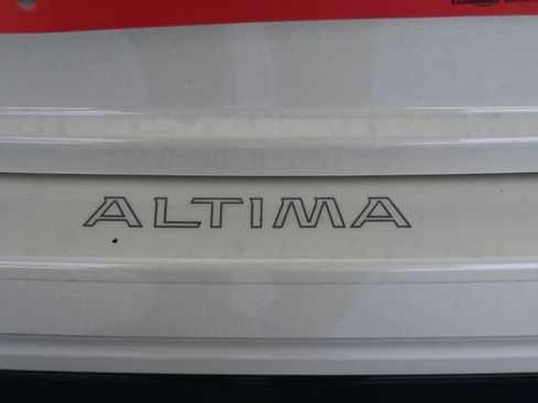 Used 2025 Nissan Altima 2.5 SR w/ SR Premium Package AWD/4WD image 13