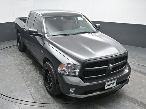 Used 2016 RAM 1500 Express image 37