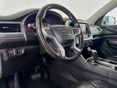 Used 2018 GMC Acadia SLT image 24