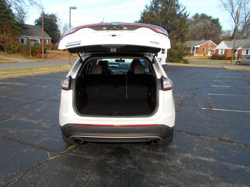 Used 2015 Ford Edge SEL w/ Equipment Group 201A image 19