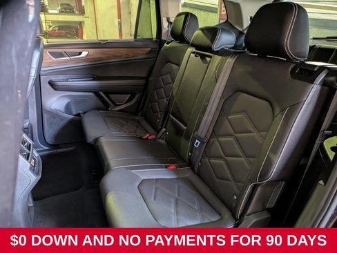 Used 2025 Volkswagen Atlas SE AWD/4WD image 24