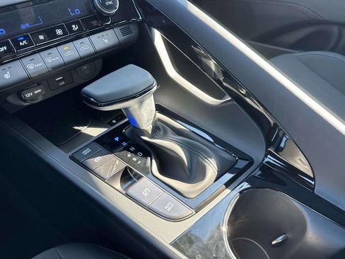 New 2026 Hyundai Elantra SEL Sport Premium FWD image 30