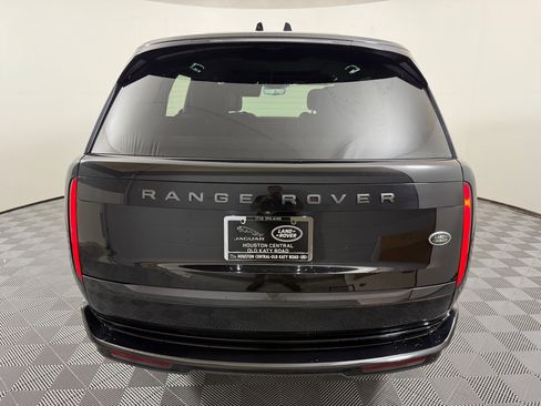 Used 2023 Land Rover Range Rover Long Wheelbase Autobiography AWD/4WD image 11