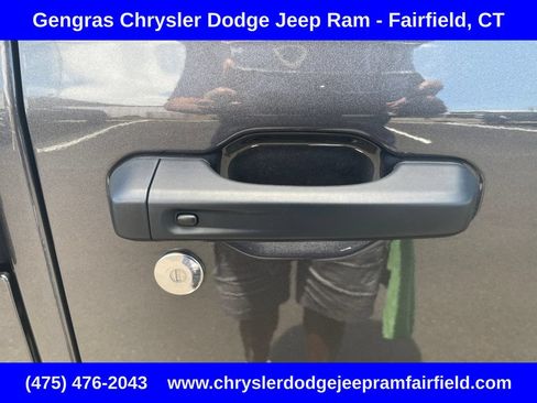 Certified 2025 Jeep Wrangler Unlimited Sahara AWD/4WD image 12