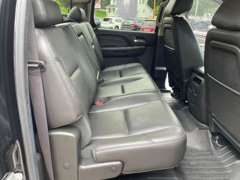 Used 2013 GMC Sierra 2500 Denali w/ Suspension Package, Off-Road AWD/4WD image 24