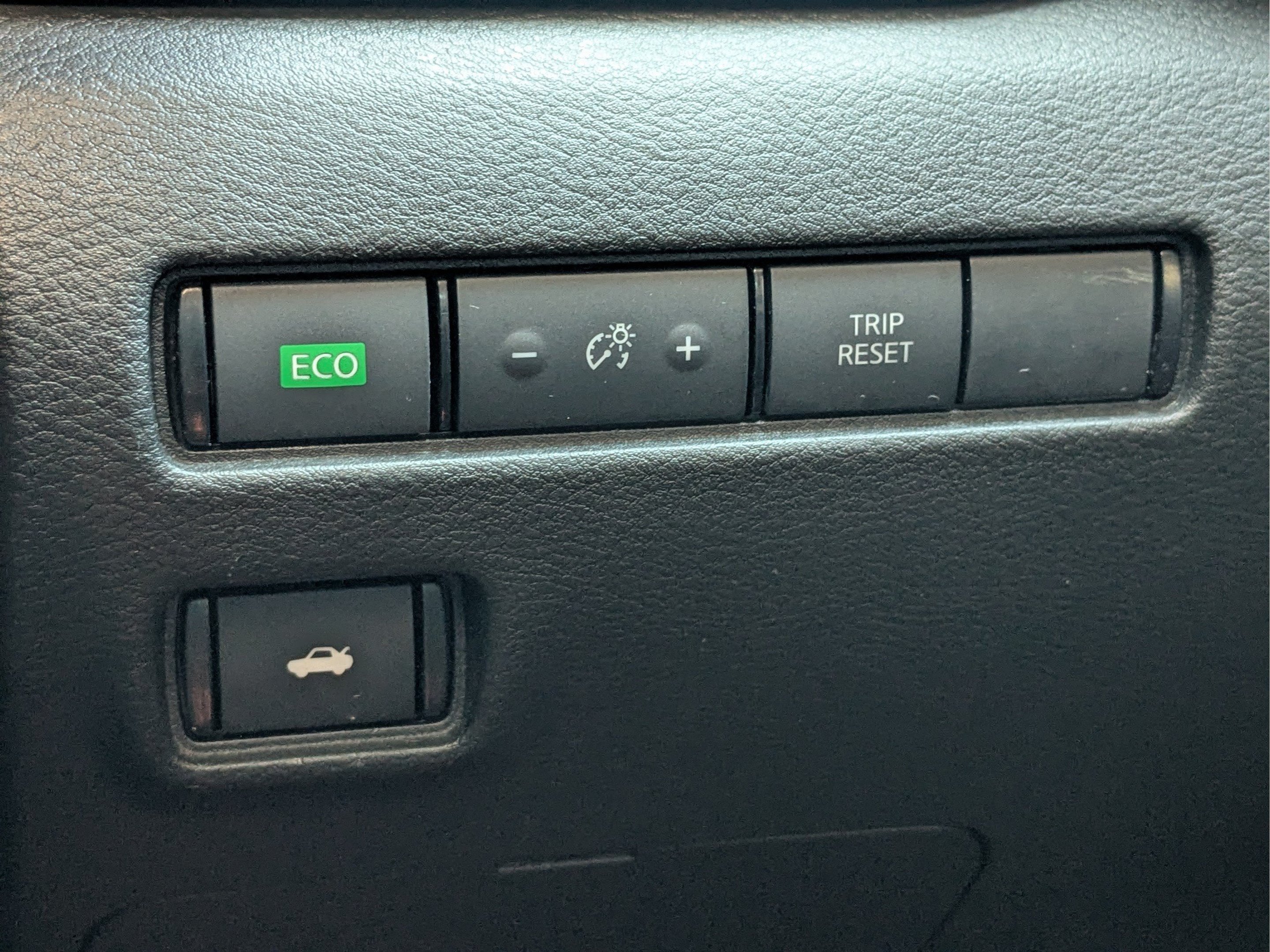 Used 2020 Nissan Sentra S w/ Trunk Package FWD image 14