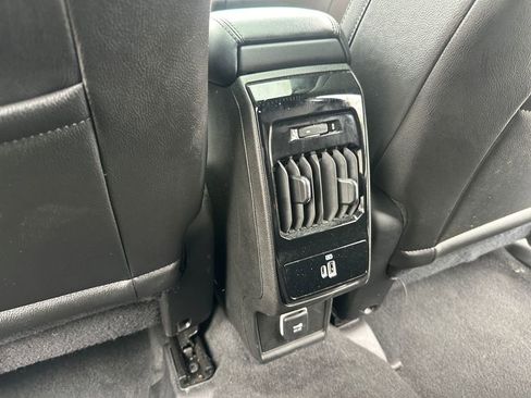 Used 2025 Jeep Compass Latitude w/ Sun & Sound Group image 28