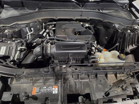 Used 2020 Ford Explorer XLT w/ Comfort Package AWD/4WD image 9