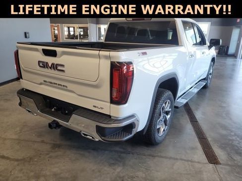 New 2026 GMC Sierra 1500 SLT w/ SLT Premium Package image 13
