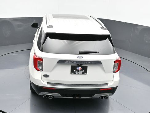 Used 2021 Ford Explorer King Ranch w/ Premium Technology Package image 35