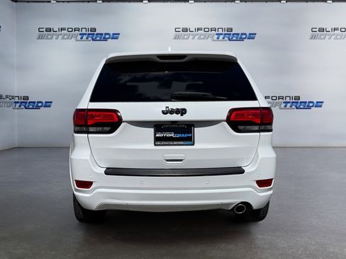 Used 2019 Jeep Grand Cherokee Altitude image 6