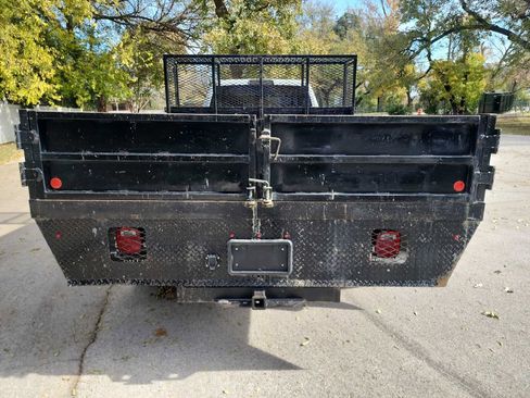 Used 2019 RAM 5500 Tradesman w/ Chrome Appearance Group image 6