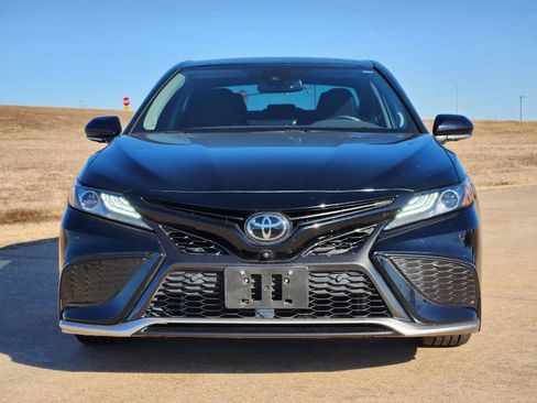Used 2023 Toyota Camry XSE w/ Navigation Package image 6