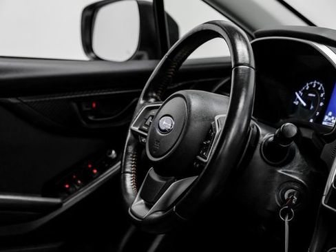 Used 2020 Subaru Crosstrek 2.0i Premium image 16