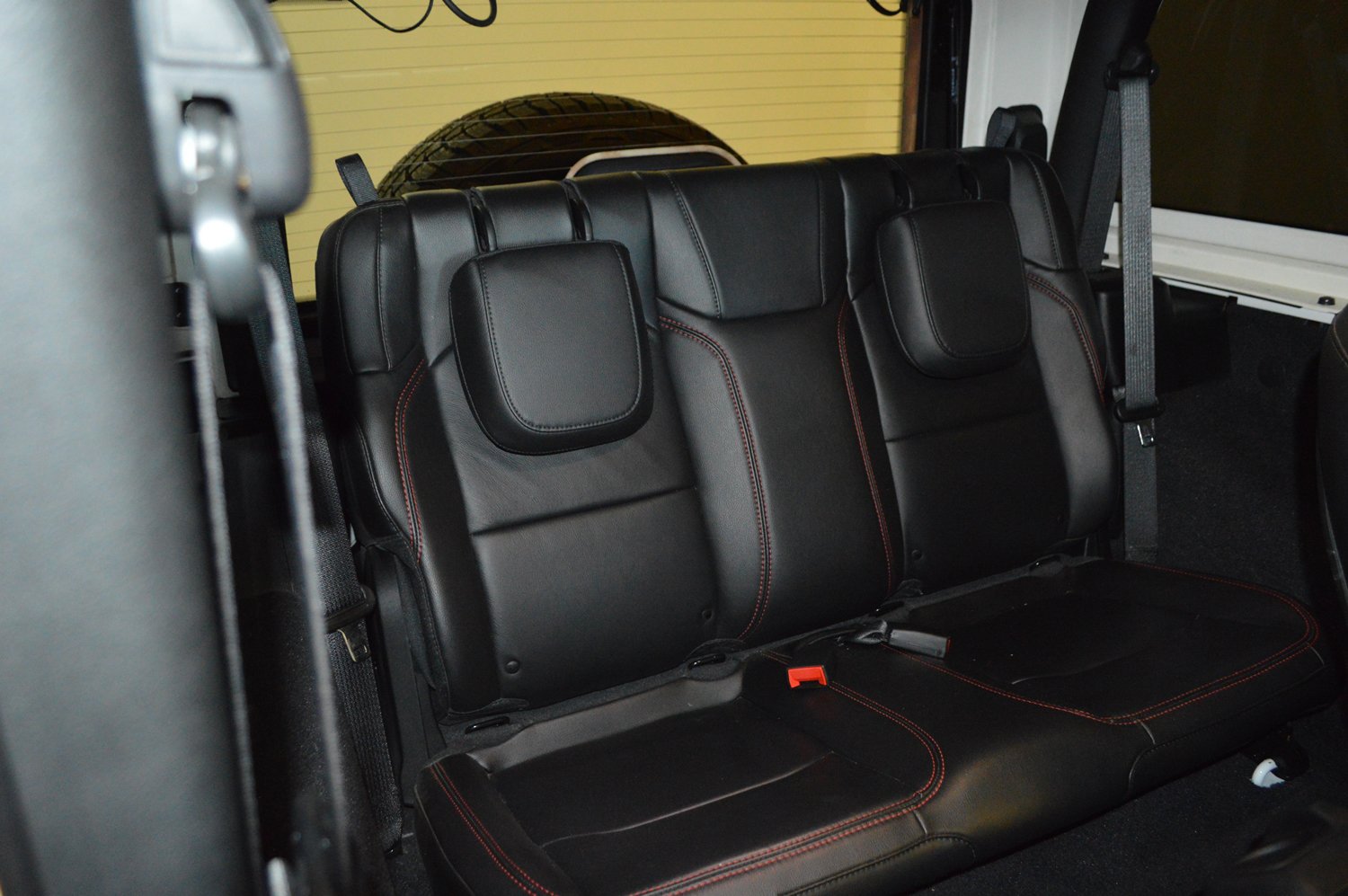 Used 2021 Jeep Wrangler Rubicon AWD/4WD image 13