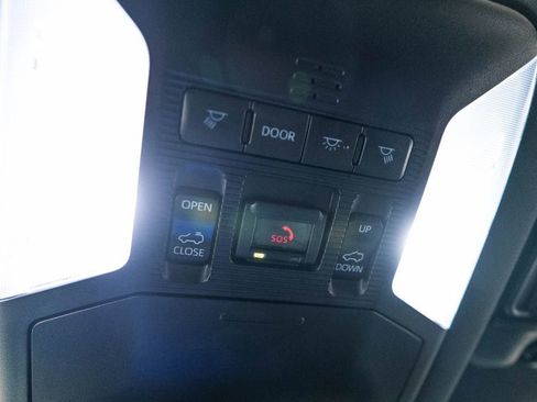 Certified 2025 Toyota RAV4 XSE w/ Advanced Technology Package image 31