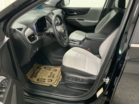 Used 2023 Chevrolet Equinox LT w/ Driver Convenience Package image 15
