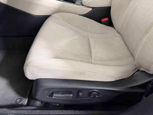 Used 2023 Honda Accord EX image 11