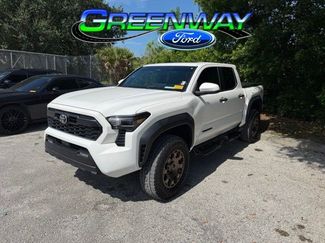 Used 2024 Toyota Tacoma TRD Off-Road w/ TRD Off Road Upgrade Package AWD/4WD video 1