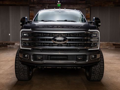 Used 2024 Ford F350 Platinum w/ Tremor Off-Road Package image 2