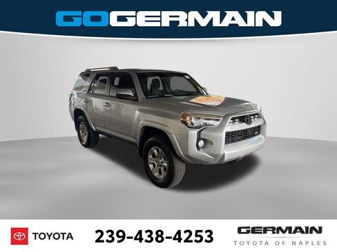 Used 2014 Toyota 4Runner SR5 image 10