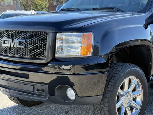 Used 2013 GMC Sierra 1500 Denali image 8