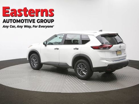 Used 2024 Nissan Rogue S AWD/4WD image 64