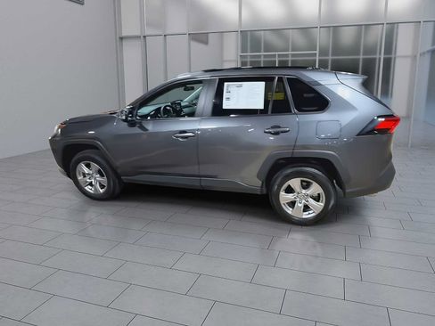 Used 2025 Toyota RAV4 XLE AWD/4WD image 6