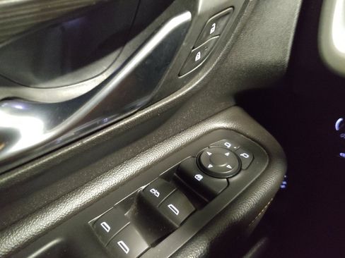 Used 2019 GMC Terrain SLT w/ Preferred Package AWD/4WD image 27