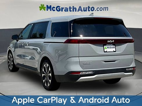 Used 2023 Kia Carnival EX FWD image 5